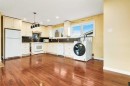 5 Freemont Close, Red Deer, AB  - Indoor Photo Showing Kitchen 