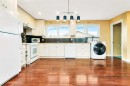 5 Freemont Close, Red Deer, AB  - Indoor Photo Showing Kitchen 