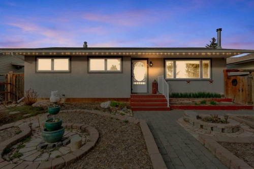 5 Freemont Close, Red Deer, AB - Outdoor