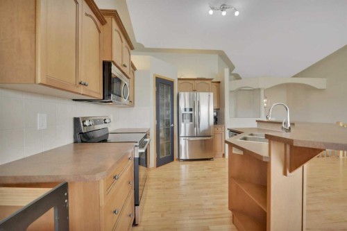50 Langford Crescent, Red Deer, AB - Indoor Photo Showing Kitchen With Double Sink With Upgraded Kitchen