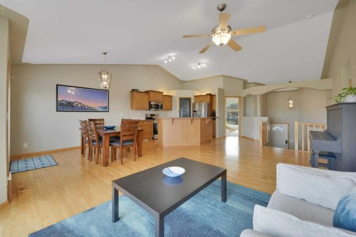50 Langford Crescent, Red Deer, AB - Indoor Photo Showing Living Room