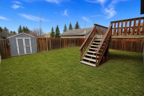 60 Vickers Close, Red Deer, AB - Outdoor