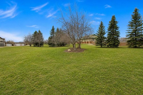 60 Vickers Close, Red Deer, AB - Outdoor