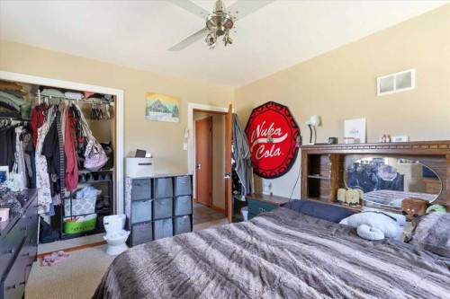 49059 Rge Rd 265, Rural Leduc County, AB - Indoor Photo Showing Bedroom