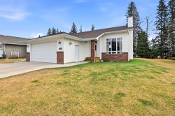 7303 61 Street  Rocky Mountain House, AB T4T 1A7