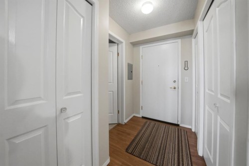 330-56 Carroll Crescent, Red Deer, AB - Indoor Photo Showing Other Room