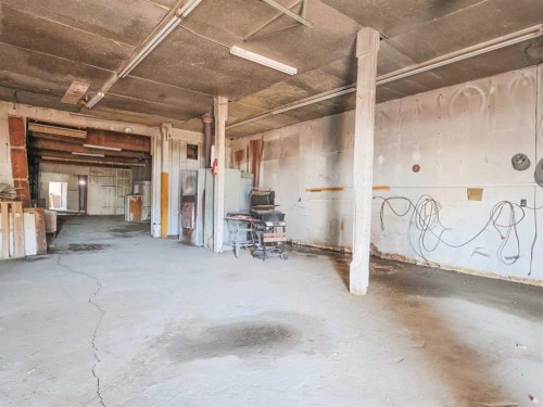 5015 Main Street, Donalda, AB 