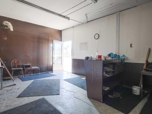 5015 Main Street, Donalda, AB 