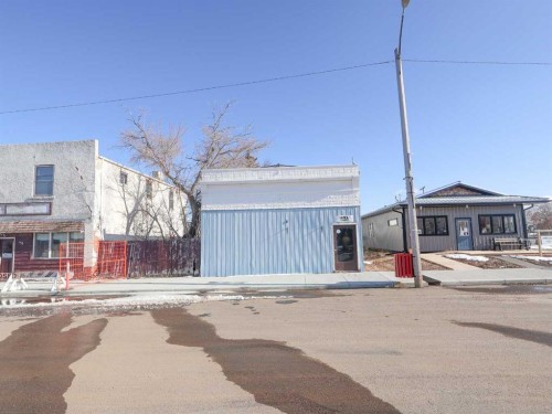 5015 Main Street, Donalda, AB 