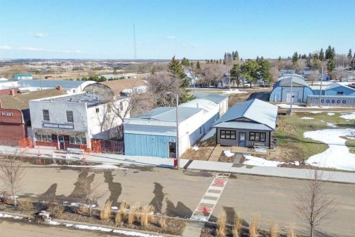 5015 Main Street, Donalda, AB 