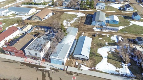 5015 Main Street, Donalda, AB 