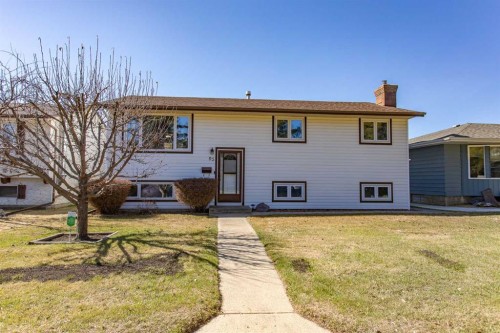 95 Oak Street  Red Deer, AB T4P 1S2