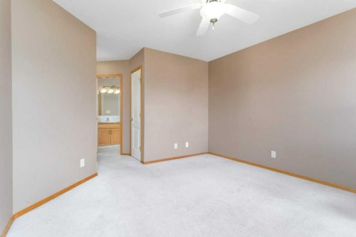 27 Ramage Crescent, Red Deer, AB - Indoor Photo Showing Other Room
