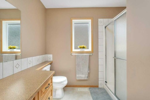 27 Ramage Crescent, Red Deer, AB - Indoor Photo Showing Bathroom
