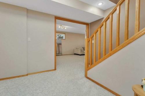 27 Ramage Crescent, Red Deer, AB - Indoor Photo Showing Other Room
