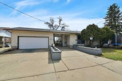 5007 Shull Street Blackfalds, AB T0M 0J0