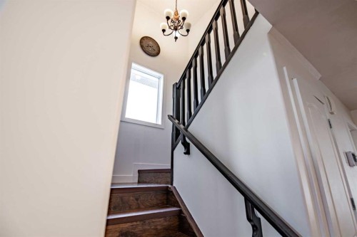 172 Ibbotson Close, Red Deer, AB - Indoor Photo Showing Other Room