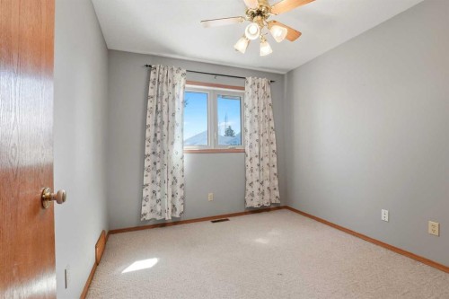 139 Donnelly Crescent, Red Deer, AB - Indoor Photo Showing Other Room