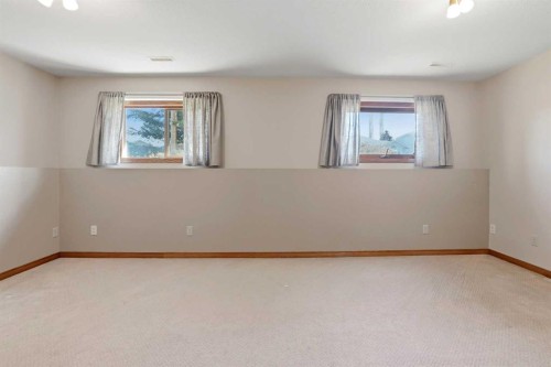 139 Donnelly Crescent, Red Deer, AB - Indoor Photo Showing Other Room