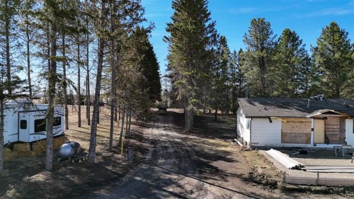 1250 343A Township, Bowden, AB 