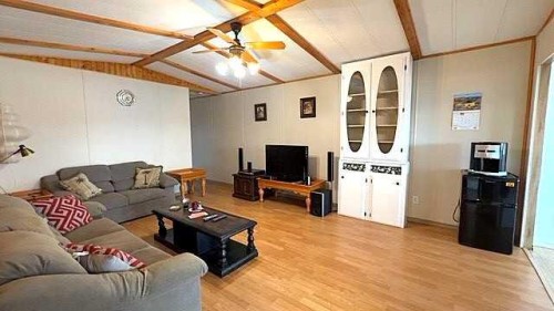 4908 46 Street, Hardisty, AB - Indoor Photo Showing Living Room