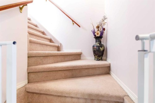 49 Kirkland Drive, Red Deer, AB - Indoor Photo Showing Other Room