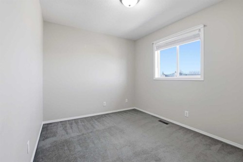 2 Lewis Close, Red Deer, AB - Indoor Photo Showing Other Room