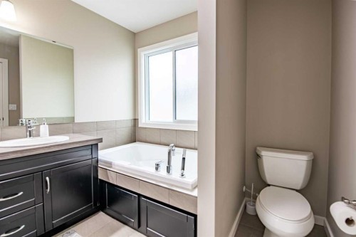 22 Caribou Crescent, Red Deer, AB - Indoor Photo Showing Bathroom