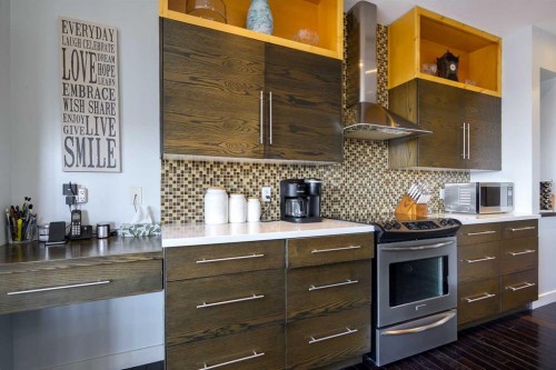 20 Ingle Close, Red Deer, AB - Indoor Photo Showing Kitchen