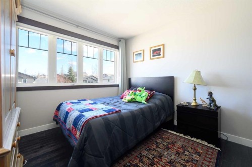 20 Ingle Close, Red Deer, AB - Indoor Photo Showing Bedroom