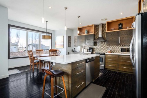 20 Ingle Close, Red Deer, AB - Indoor Photo Showing Kitchen With Stainless Steel Kitchen With Upgraded Kitchen