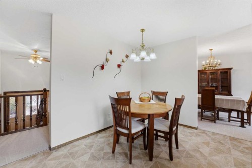 77 Allan Close, Red Deer, AB - Indoor Photo Showing Dining Room