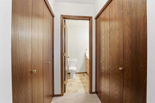 77 Allan Close, Red Deer, AB - Indoor