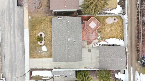 77 Allan Close, Red Deer, AB - Outdoor