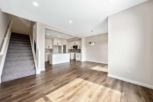 366 Heritage Boulevard, Cochrane, AB - Indoor