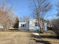 4621 46 Street Lacombe, AB T4L 2W3