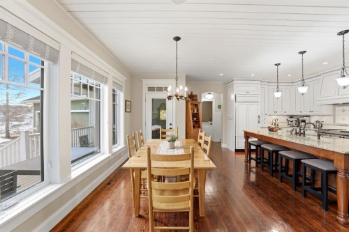 31 Ashley Close, Red Deer, AB - Indoor Photo Showing Dining Room