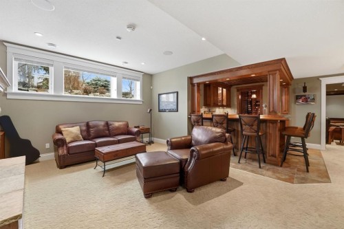 31 Ashley Close, Red Deer, AB - Indoor Photo Showing Living Room