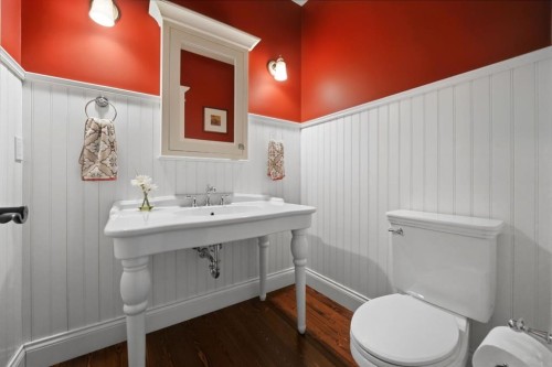 31 Ashley Close, Red Deer, AB - Indoor Photo Showing Bathroom