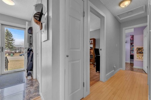 20 Caledonia Drive, Leduc, AB - Indoor Photo Showing Other Room