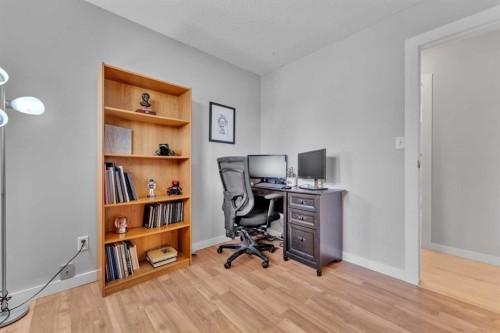20 Caledonia Drive, Leduc, AB - Indoor Photo Showing Office