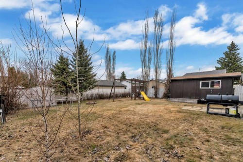20 Caledonia Drive, Leduc, AB - Outdoor