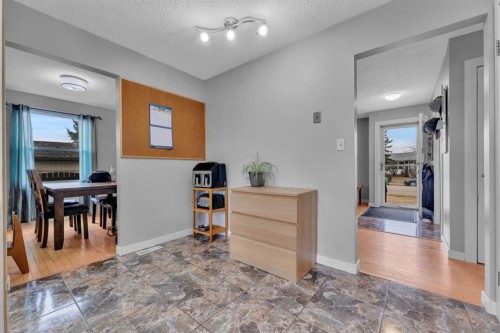 20 Caledonia Drive, Leduc, AB - Indoor