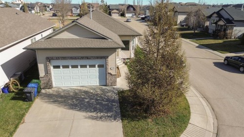 74 Jack Crescent  Red Deer, AB T4P 0B1