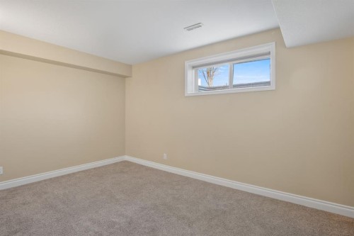 74 Jack Crescent, Red Deer, AB - Indoor Photo Showing Other Room