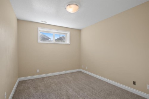 74 Jack Crescent, Red Deer, AB - Indoor Photo Showing Other Room