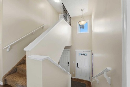 112 Ingle Close, Red Deer, AB - Indoor Photo Showing Other Room