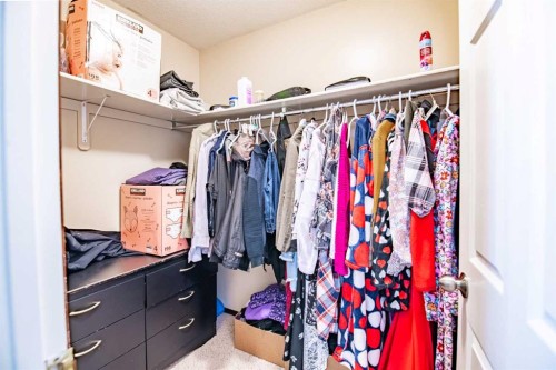 5817 60 Avenue, Red Deer, AB - Indoor With Storage