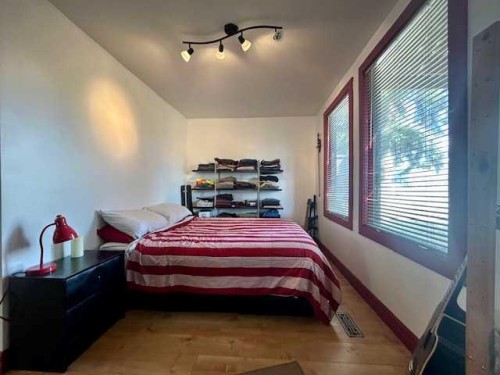 4702 49Th Street, Bashaw, AB - Indoor Photo Showing Bedroom