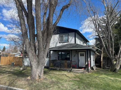 4702 49Th Street, Bashaw, AB - Outdoor With Deck Patio Veranda